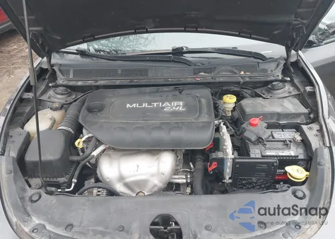 2015 Dodge Dart Sxt z USA, uszkodzony, nr VIN 1C3CDFBB3FD131822